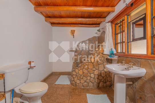 2 Bed House with Garden in Kitengela image 12