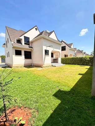 5 Bed House with En Suite in Syokimau image 1