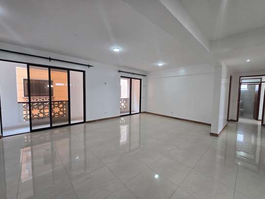 3 Bed Apartment with En Suite in Nyali Area image 12