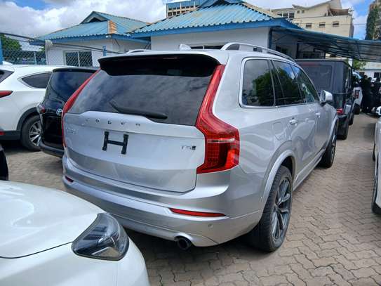 Volvo Xc90 white image 4