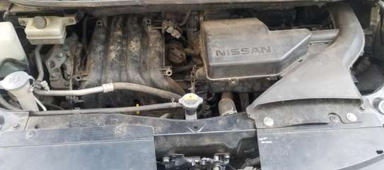 Nissan Serena image 12