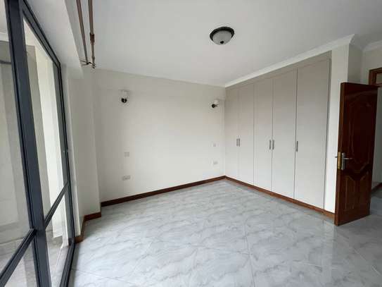 2 Bed Apartment with En Suite at School Lane image 2
