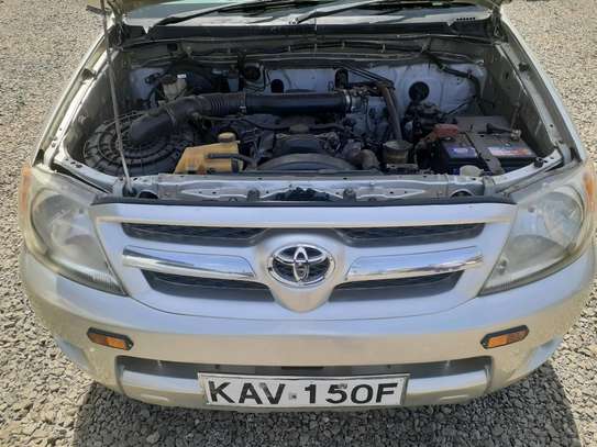 TOYOTA HILUX LOCAL image 11