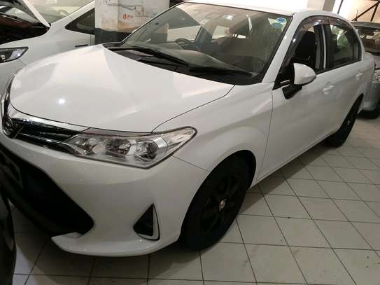 Toyota Axio pearl white image 6