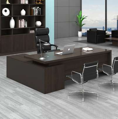 CEO Executive Office Table – Modern & Sturdy [160CM] image 2