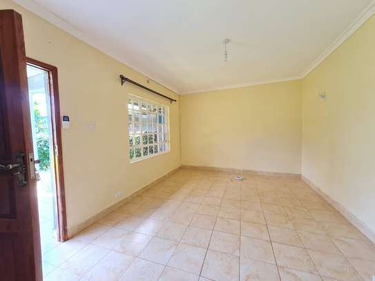 2 Bed House with En Suite at Loresho image 12