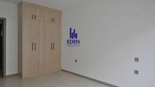 4 Bed Apartment with En Suite in Kilimani image 16