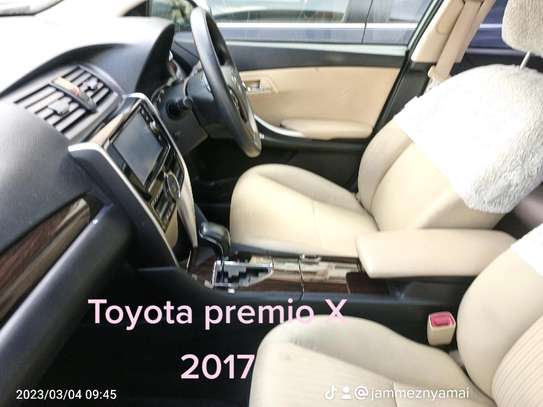 Toyota premio X image 8