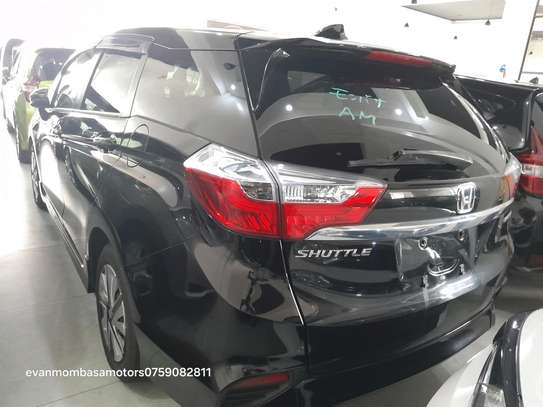 Honda shuttle hybrid 2018model image 7