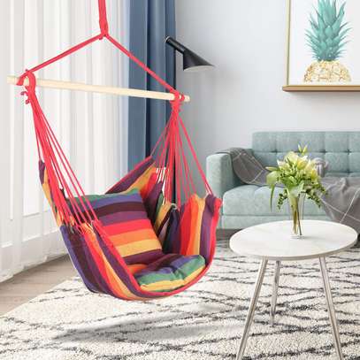 Swing hammock with cushions image 3