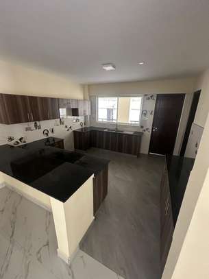 3 Bed Apartment with En Suite in Lavington image 7