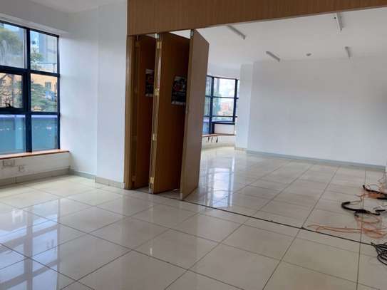 323 m² office for rent in Westlands Area image 3