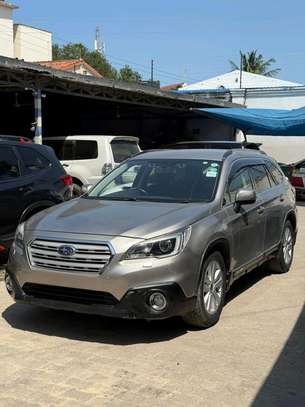 SUBARU OUTBACK image 6