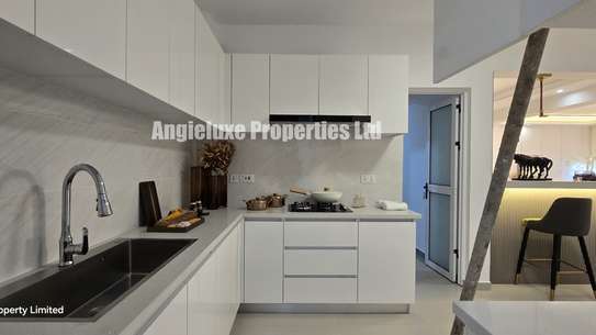 4 Bed Apartment with En Suite at Ndemi Road image 13