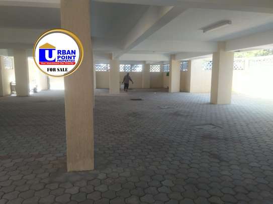 4 bedroom apartment for sale in Nyali Area image 13
