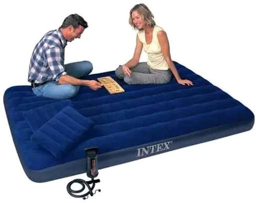 INTEX inflatable mattress 4*6 with pump image 1