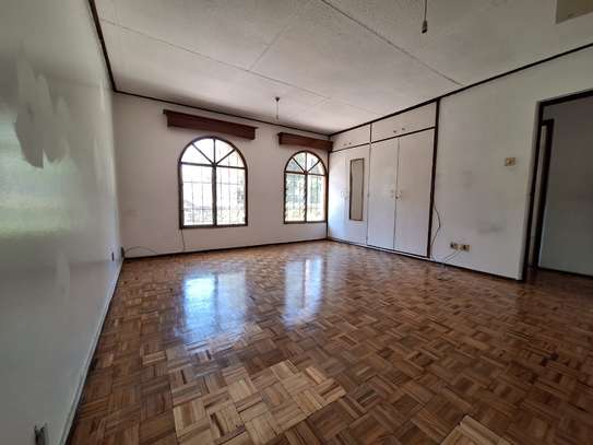 3 Bed Townhouse with En Suite in Kileleshwa image 1