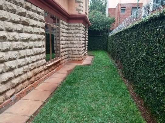 5 Bed House with En Suite in Kitisuru image 5