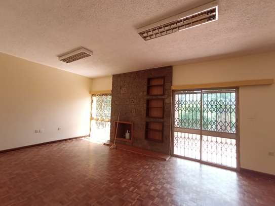1.5 ac commercial property for rent in Riverside image 34