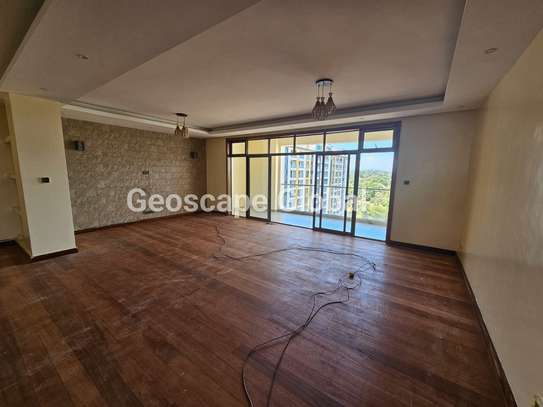 4 Bed Apartment with En Suite in Kileleshwa image 10