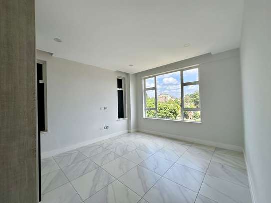 1 Bed Apartment with En Suite at Westlands image 5