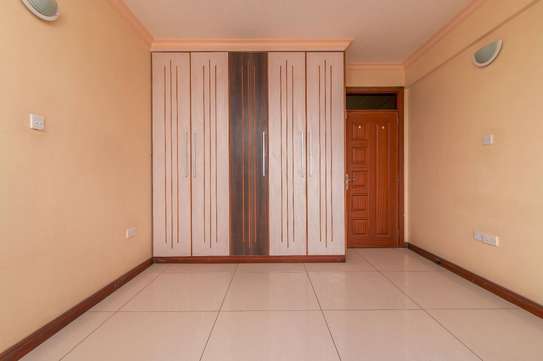 3 Bed Apartment with En Suite in South C image 11