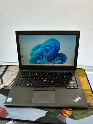 Lenovo ThinkPad X270 Core i5 7th Gen 8GB RAM image 2