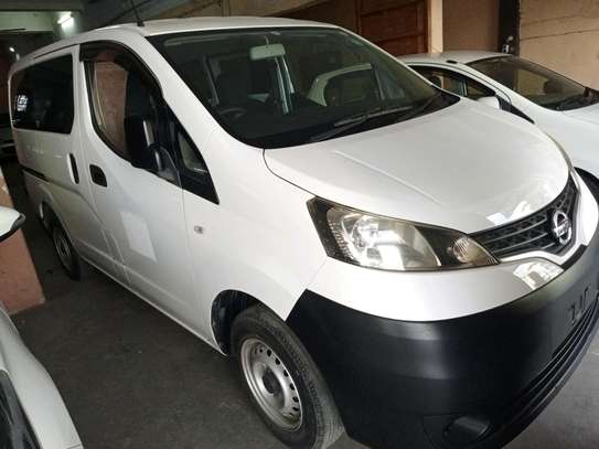 Nissan NV200 2015 image 4