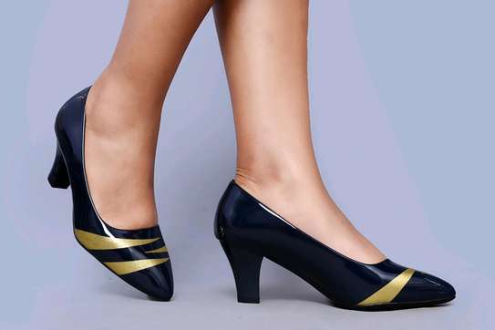 Fancy heels.for ladies image 1
