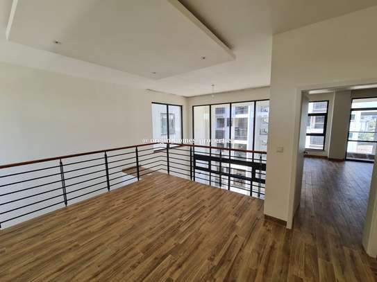 3 Bed Apartment with En Suite at Riverside image 2