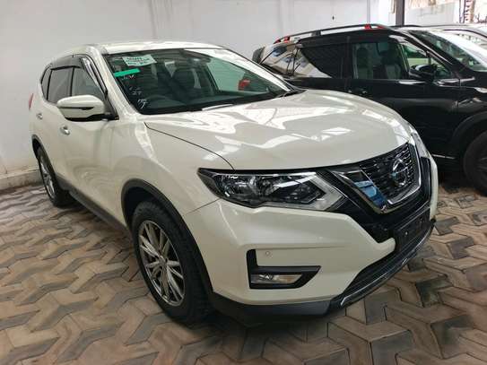 Nissan X-Trail newshape image 2