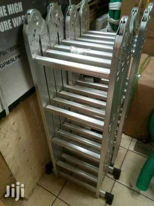 Foldable ladder image 2