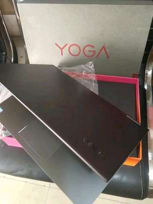 Lenovo yoga 730 8gb ram 256gb image 4