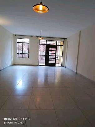 3bedroom to let in Langata image 2
