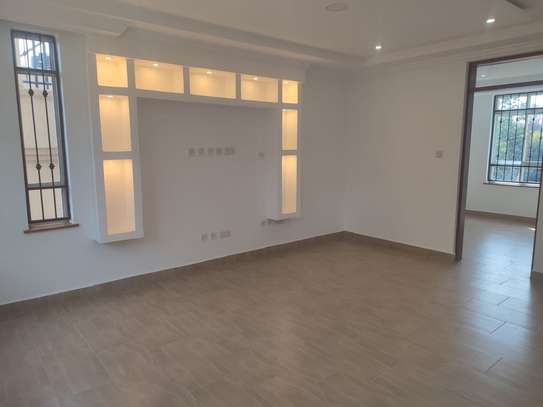 5 Bed House with En Suite in Thindigua image 12