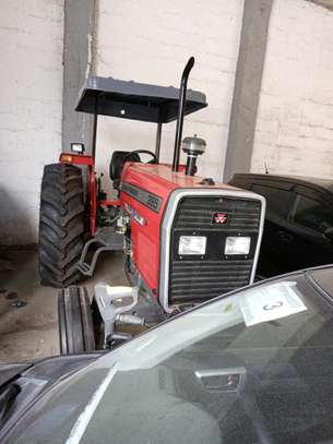 Massey Ferguson tractor 385 2022 image 5