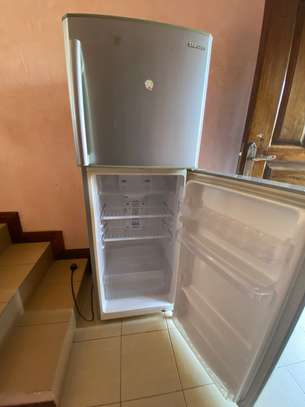 Used Samsung Refrigerator - Reliable and Functional image 5