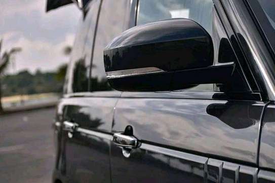 Range Rover sport 2016 model image 4