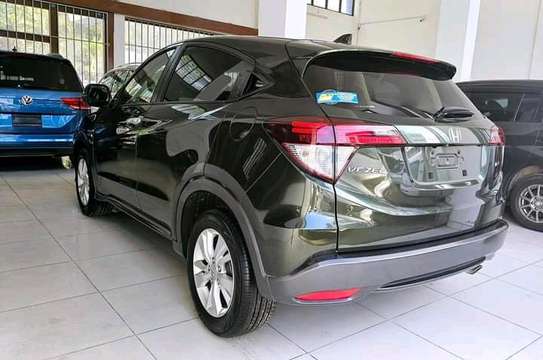 HONDA VEZEL 2017MODEL(we accept hire purchase) image 3