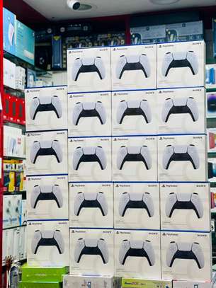 Playstation 5 pads available image 1
