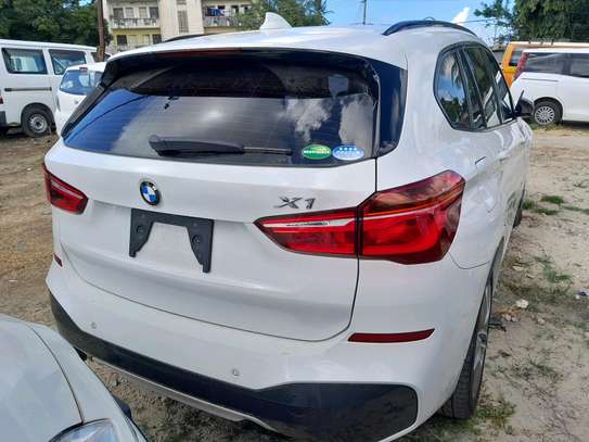 BMW X1 2017  white 4wd image 12