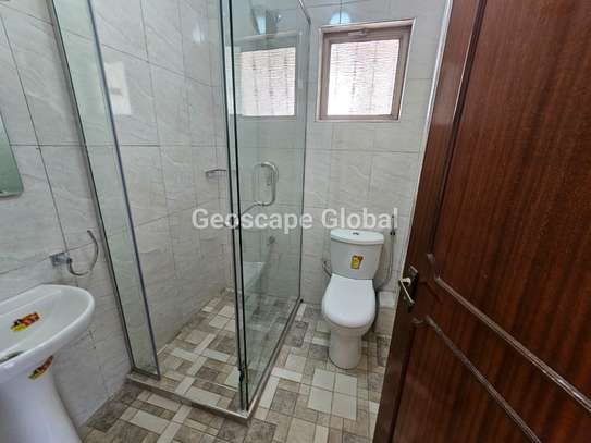 2 Bed House with En Suite in Thigiri image 8