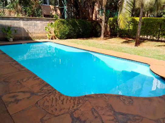 Lavington -Lovely three bedrooms Apt for sale. image 3
