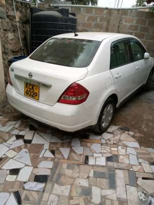 Selling Nissan Tiida Latio in excellent condition image 3