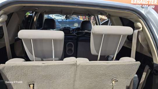 Toyota Vanguard KCG image 3