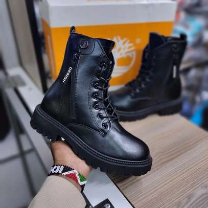 Ladies design leather boots image 3
