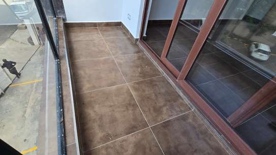 3 Bed Apartment with En Suite in Parklands image 14
