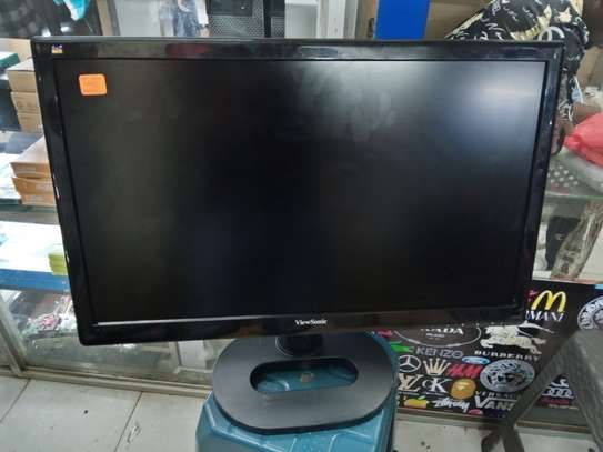 Imported 24" inch viewsonic monitor with HDMI, VGA and DVI image 1