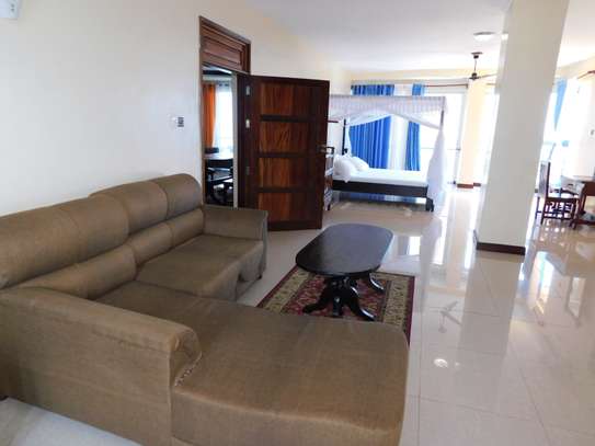 3 Bed Townhouse with En Suite in Nyali Area image 13