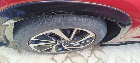 Honda Vezel Hybrid RS Red 2018 image 4